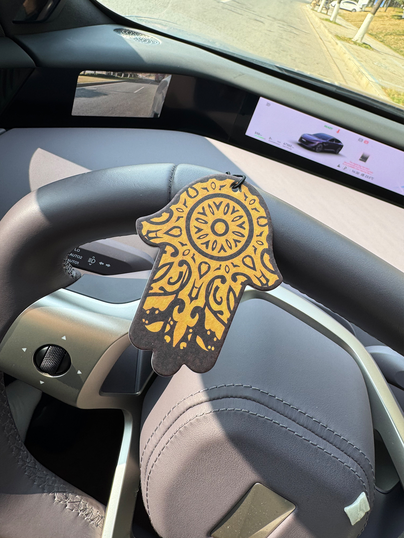 Hamsa Hand, Hand of the Virgin - огляд і ціна Home Bathroom Vent